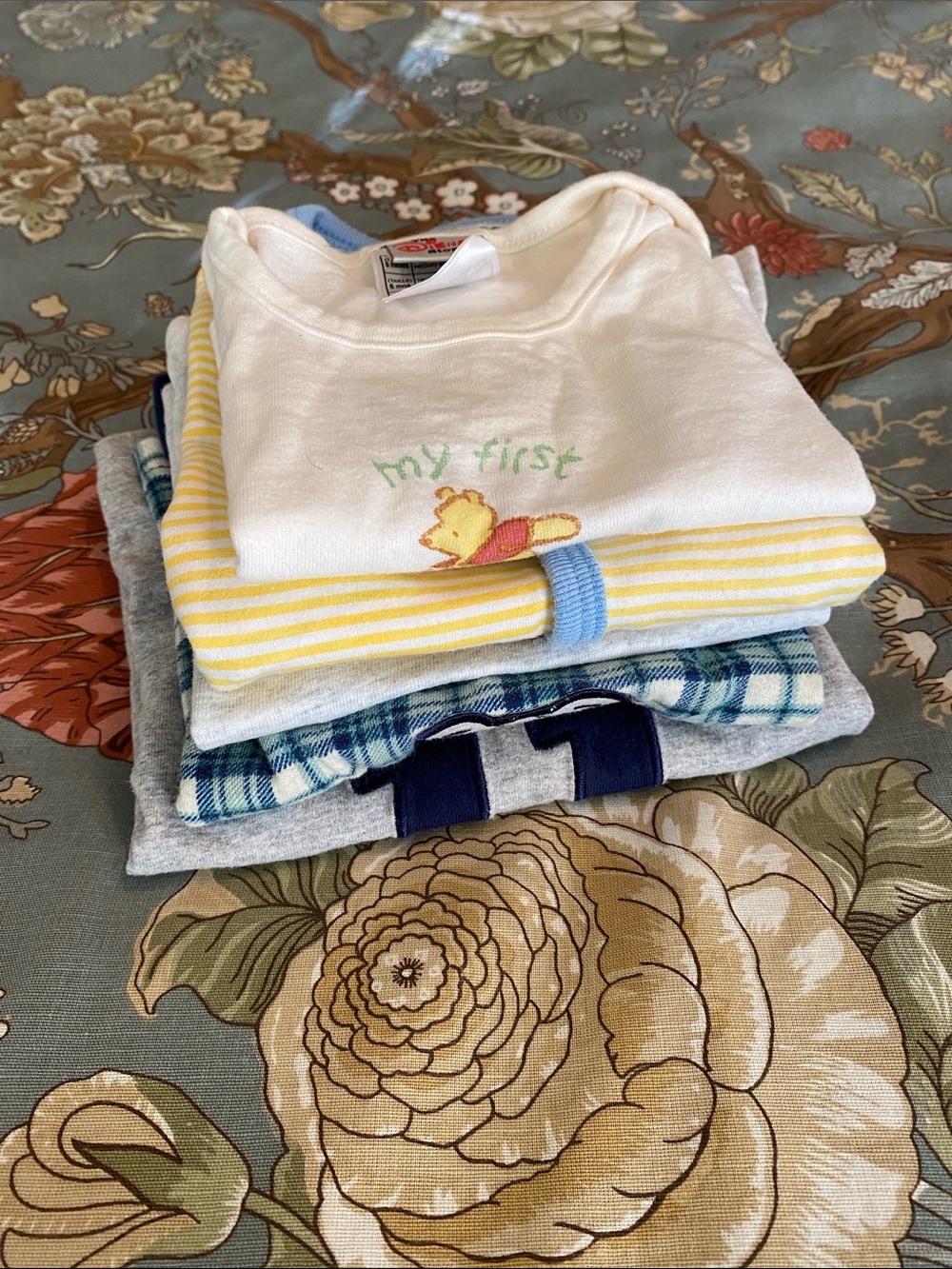 FIVE Rompers/Tees - Picture 16 of 16